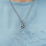 שרשרת כדורגל בשילוב חריטה אישית וברכה מרגשת