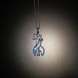 שרשרת מתנה לאמא - ג'ירפות מחובקות